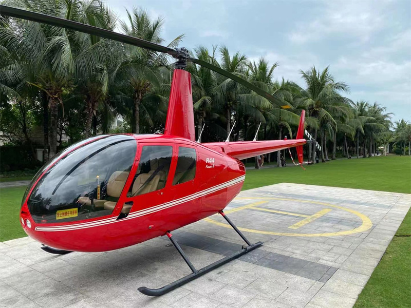 济南一小伙新婚现场，租价值500多万的直升机助阵